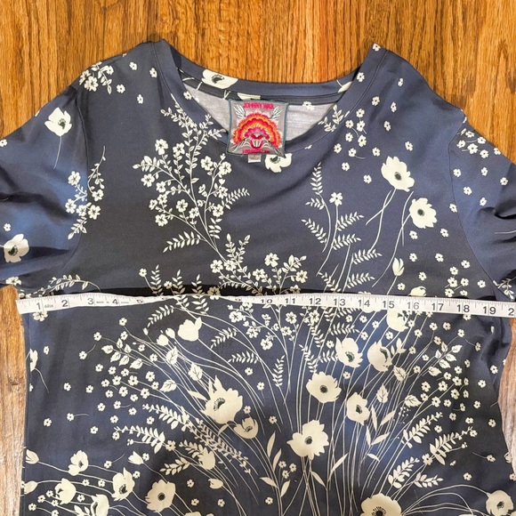 Johnny Was The Janie Favorite Puff Sleeve Top, floral boho navy blouse, large - Picture 7 of 9
